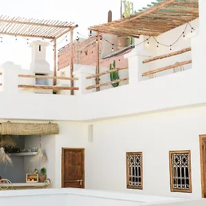 Rahal Hotel
